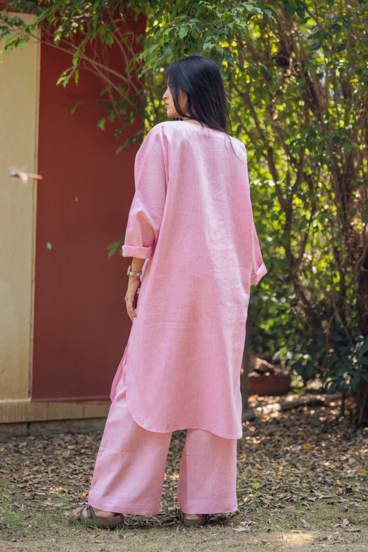 Chic Comfort: Linen Tunic Set with Front Pocket