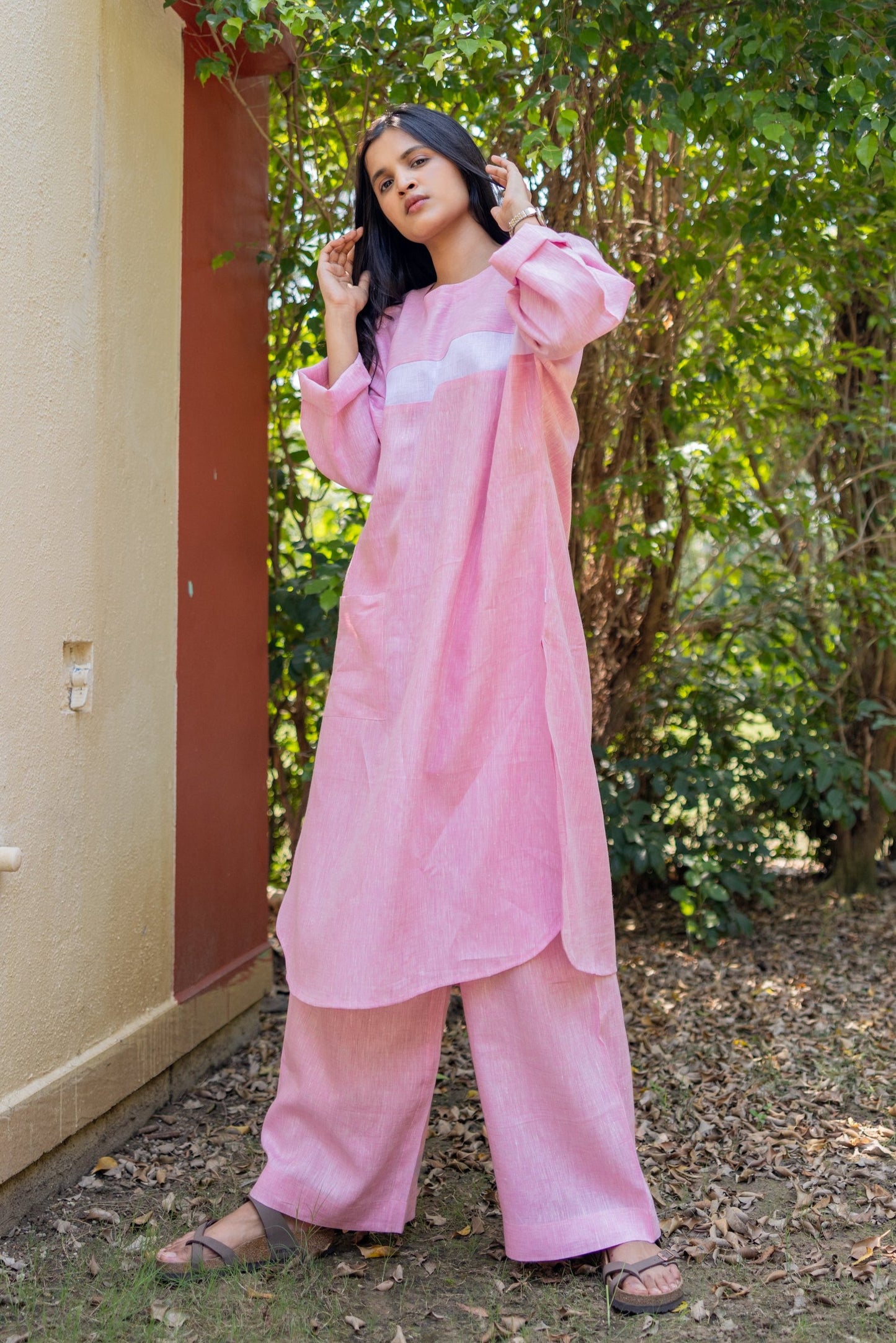 Chic Comfort: Linen Tunic Set with Front Pocket