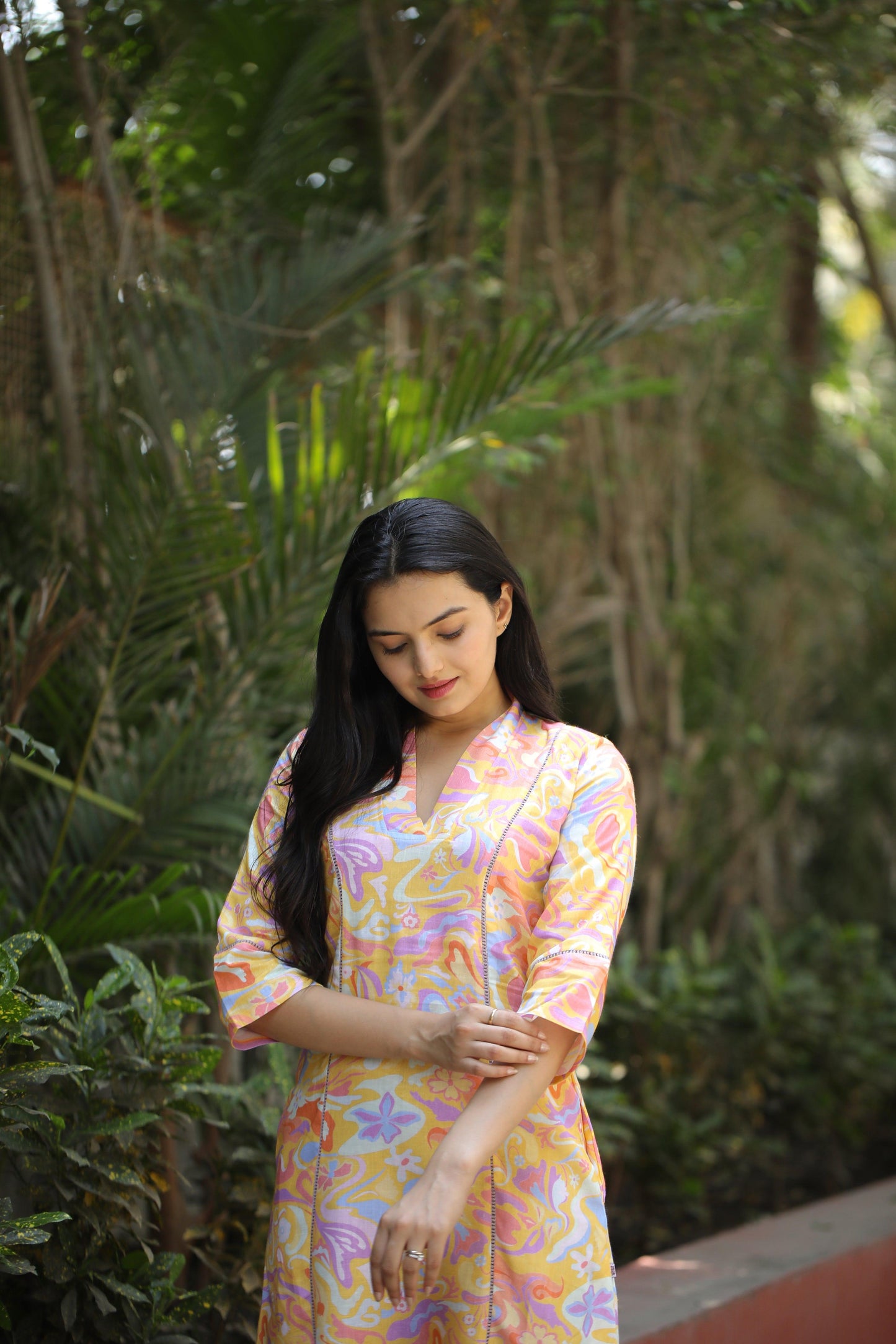 Floral Knee-Length Dress - Kaapad