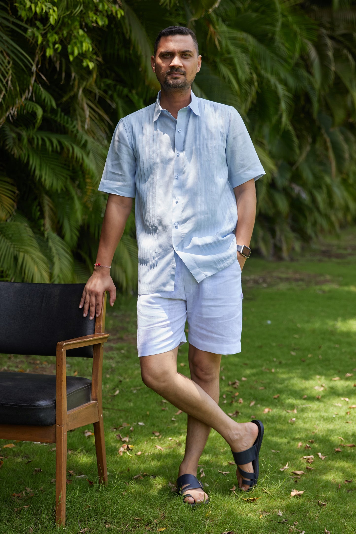 Men’s Pure Linen Pintuck Panel Shirt – Sky Mist