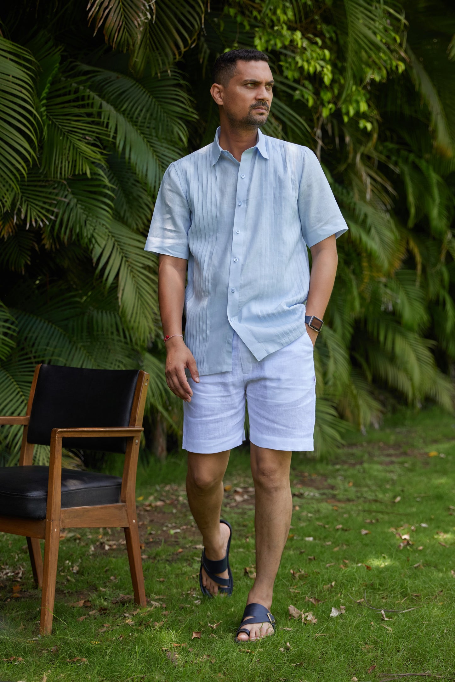 Men’s Pure Linen Pintuck Panel Shirt – Sky Mist
