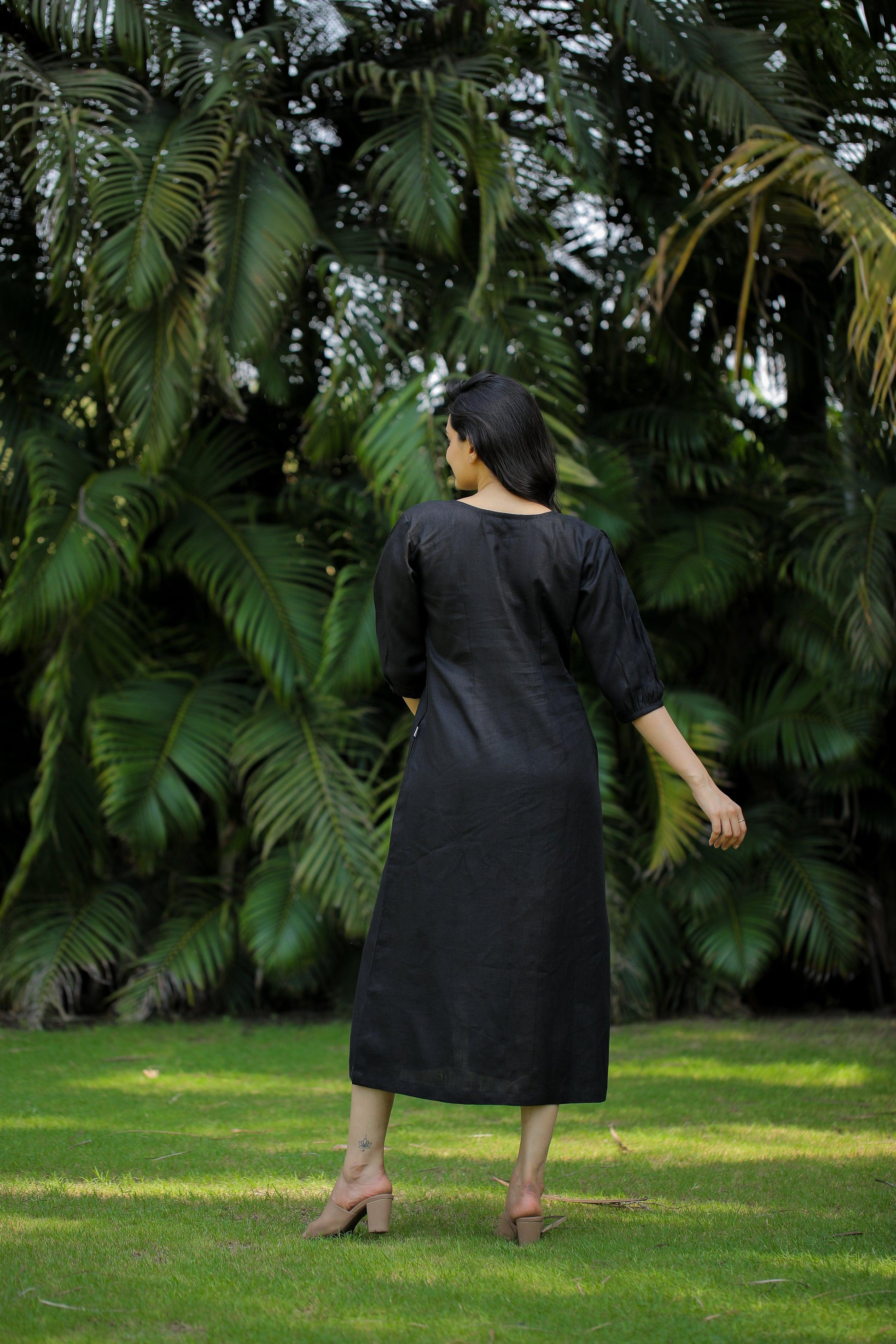 Front button fitted dress - Kaapad