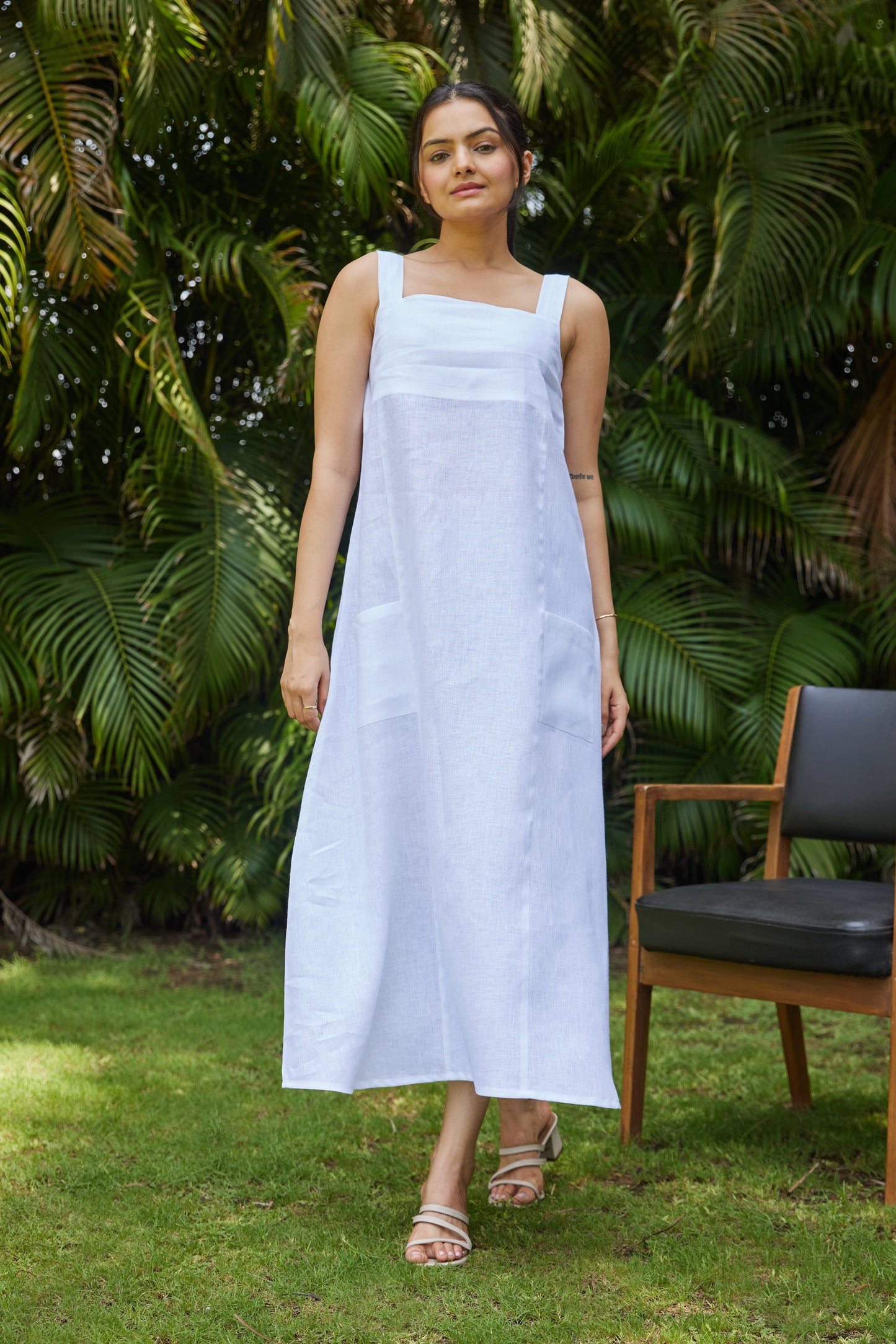 The Summer Swing Dress – white