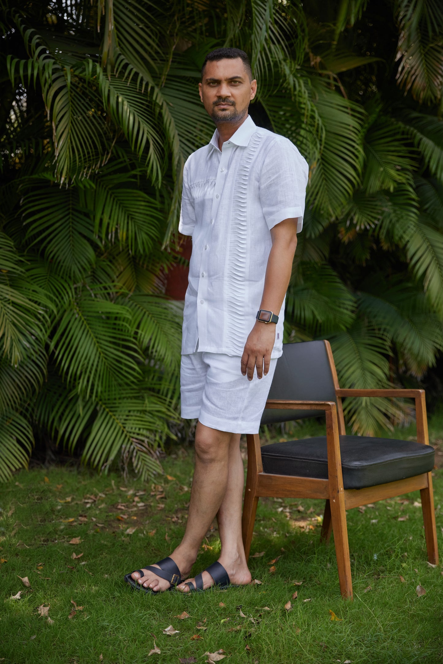 Men’s Pure Linen Pintuck Button-Down Shirt – White
