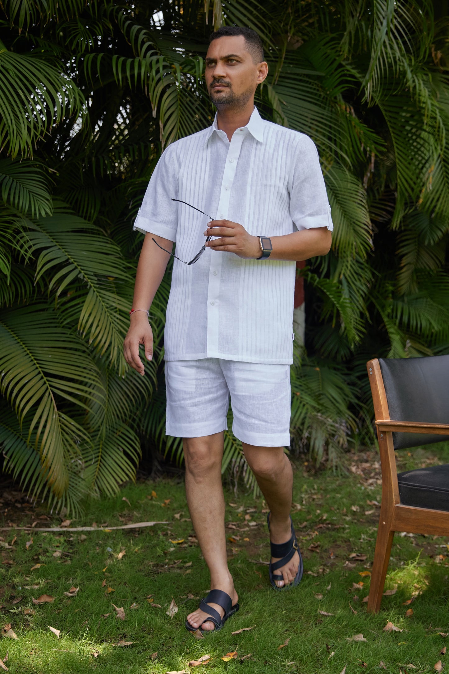 Men’s Pure Linen Vertical Pintucks Shirt – White